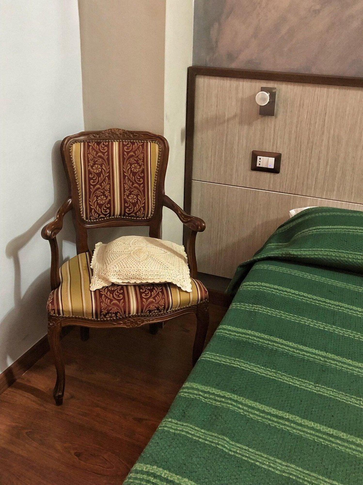 Populus Bed and breakfast 3*