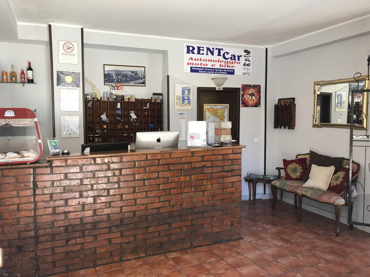 Acomodação com café da manhã  Populus Syracuse